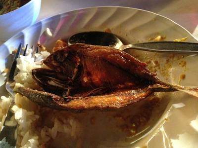 ปลาทูแดดเดียว ที่ ร้านอาหาร ปลาทู