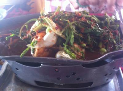 ร้านอาหาร พิณทองเรือนแพกุ้งเผา