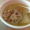 ซุปรากบัวเยื่อไผ่ อร่อยกลมกล่อม ที่ ร้านอาหาร โหว เหม่ย์ Coffee & Food