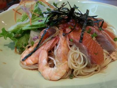 ซูมเครื่อง ที่ ร้านอาหาร Jin Emon มาบุญครอง