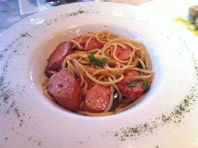 ร้านอาหาร Checkmate Bar & Bistro