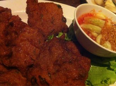ร้านอาหาร ต้นน้ำ บางปะอิน