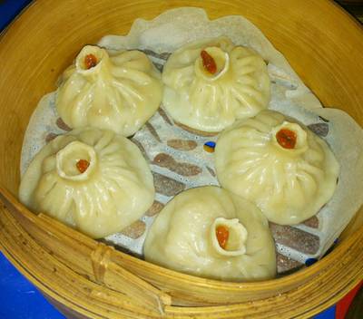 เสี่ยวหลงเปาใส้ปู  ที่ ร้านอาหาร อร่อยติ่มซำ