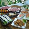 ออเดิฟ 8อย่าง เสีิฟมาก่อรเลย (เนื้อกับหมูไม่ใช่นะจ๊ะ) ที่ ร้านอาหาร Giant shabu Chiangmai ไจแอนท์ ชาบู เชียงใหม่