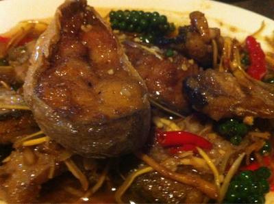 ร้านอาหาร ต้นน้ำ บางปะอิน