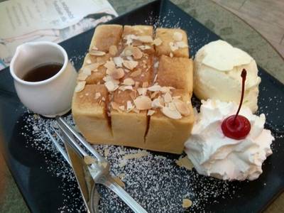 ร้านอาหาร Secret Garden สาทร