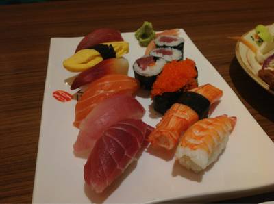 ข้าวปั่นปลาดิบรวม สด หวาน ที่ ร้านอาหาร Zen Central ลาดพร้าว