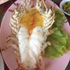 กุ้งแม่น้ำเผา ตัวละ 800 ที่ ร้านอาหาร บ้านไม้ริมน้ำ