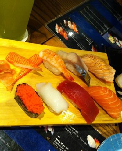 ชูชิหลากหลายหน้า ที่ ร้านอาหาร Sushi Den Central Ladprao