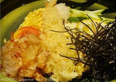 ซูมให้เห็นชัดๆ แต่ไม่ค่อยชัด ๕๕๕ ที่ ร้านอาหาร Kazokutei Central ปิ่นเกล้า