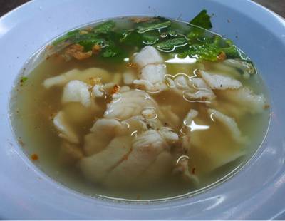 ร้านอาหาร ปิ่นเกล้า หัวปลาหม้อไฟ