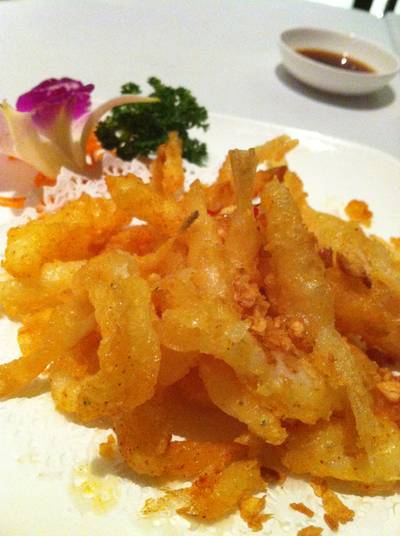 ปลาเงินทอด ที่ ร้านอาหาร Crystal Jade Golden Palace Siam Paragon