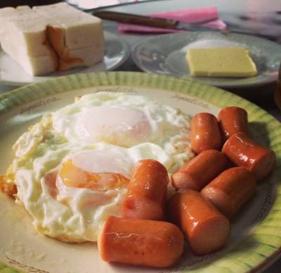 ร้านอาหาร ออน ล๊อก หยุ่น