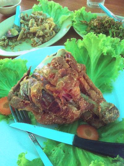 ร้านอาหาร ครัวกลางดง