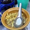 พริกน้ำส้ม ที่ ร้านอาหาร ร้านสุณีข้าวหมูแดง