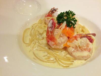 Spaghetti with shrimps in vodka sauce ! ที่ ร้านอาหาร Spaghetti Factory Central ลาดพร้าว