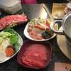 สุกกี้ที่มีชุดราคาถูกสำหรับทานคนเดียว ที่ ร้านอาหาร Neo Suki - Shabu Town in Town