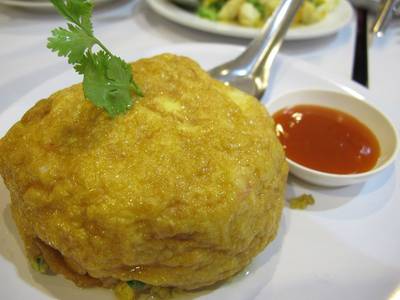 ไข่ฟูกุ้ง ที่ ร้านอาหาร ครัวอัปษร สาขา 2 (เสาชิงช้า)
