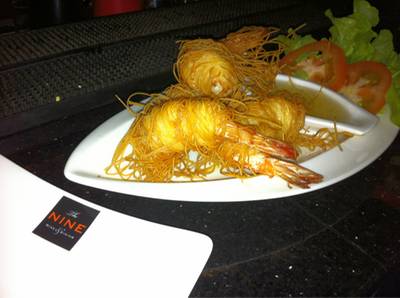กุ้งโสร่ง ที่ ร้านอาหาร สวัสดีลากูน กุ้งโสร่ง ที่ ร้านอาหาร สวัสดีลากูน