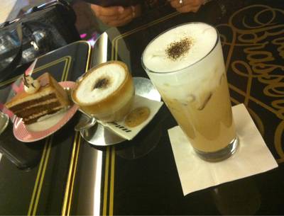 รวมๆ กันหน่อยค่ะ ที่ ร้านอาหาร Vanilla Brasserie Siam Paragon