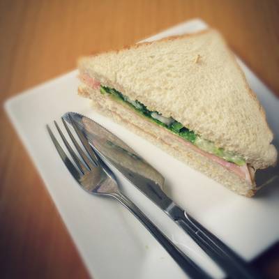 ? แซนวิชแฮมชีสสสสส อร่อยมากกก ? ที่ ร้านอาหาร Espresso Gallery