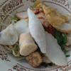 วุ้นเส่นเกี๊ยวยำ ที่ ร้านอาหาร ก๋วยเตี๋ยวหมูศรีย่าน