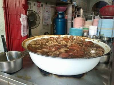 ร้านอาหาร ขาหมูเลิศรส