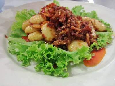Scallops with XO Sauce.  ที่ ร้านอาหาร ข้าวฟ่าง