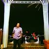 คุณพ่อ ที่ ร้านอาหาร The Wave Restaurant