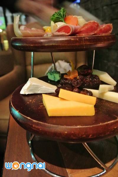 ร้านอาหาร Wine Loft The Portico Langsuan