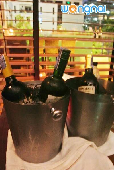 ร้านอาหาร Wine Loft The Portico Langsuan