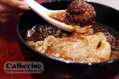หัวสิงโต ที่ ร้านอาหาร Ting Tai Fu