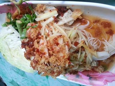 ร้านอาหาร ฝุ่นตลบ (สวนจตุจักร)