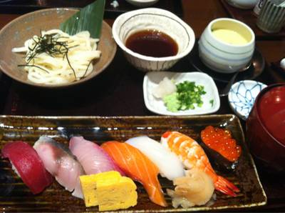 nigiri sushi set ที่ ร้านอาหาร Wasabi-An