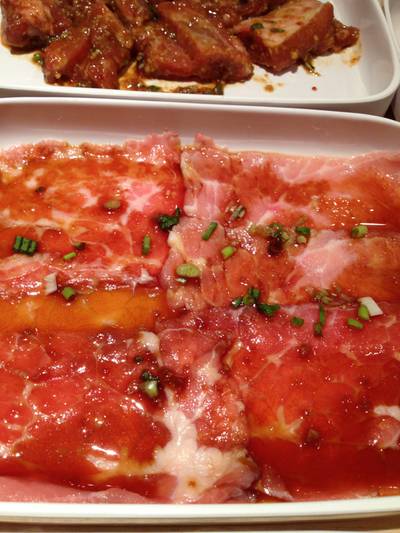 เนื้อหินอ่อน ที่ ร้านอาหาร Gyuma