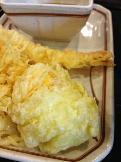 เทมปุระไข่ต้ม ที่ ร้านอาหาร Marugame Seimen (มารุกาเมะ เซเมง) Rain Hill