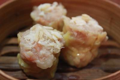 ขนมจีบปู ฮั่วเซ่งฮง เยาวราช  ที่ ร้านอาหาร ฮั่วเซ่งฮง เยาวราช