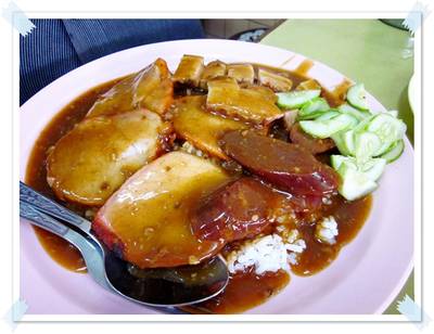 ร้านอาหาร ข้าวหมูแดงสีมรกต