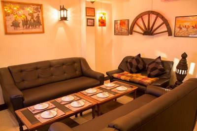 ห้องคาราโอเกะสไตล์คันทรี่ ที่ ร้านอาหาร Baik Baik