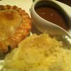 Beef & Mushroom Pie ที่ ร้านอาหาร The Robin Hood