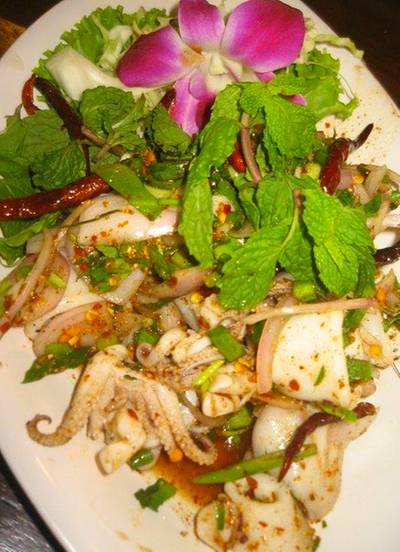 ร้านอาหาร โรงลาบยโสธร