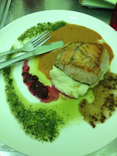 สเต็กปลาแชลมอน อร่อยมาก ที่ ร้านอาหาร ร้านอาหารอิตาลี เชฟไกร สเต็กปลาแชลมอน อร่อยมาก ที่ ร้านอาหาร ร้านอาหารอิตาลี เชฟไกร