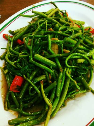 ผัดผักกะเฉด ที่ ร้านอาหาร สมบูรณ์โภชนา อุดมสุข