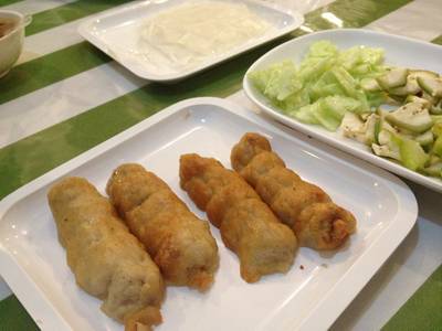 แหนมเนืองชุดเล็ก ที่ ร้านอาหาร VT Namnuang