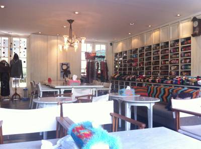 ร้านอาหาร Big Knit Cafe