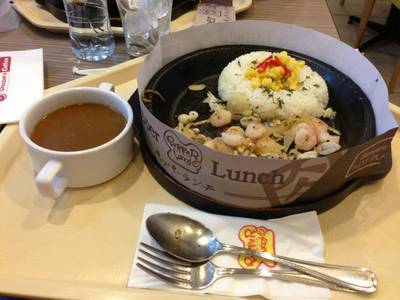 แกงกะหรี่ทะเล หรอมแหรมมากเลย -__-" ที่ ร้านอาหาร Pepper Lunch Fortune Town