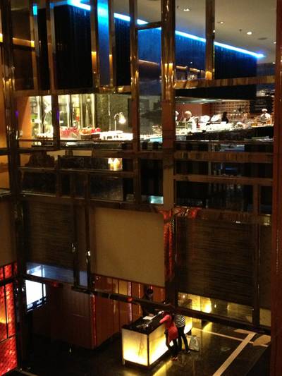 ร้านอาหาร Flavors @ Renaissance Ploenchit Hotel