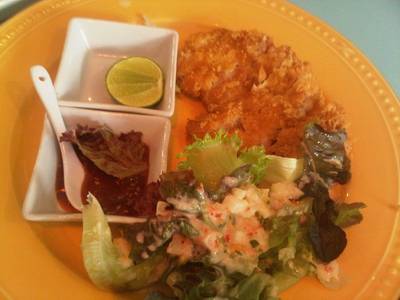 สลัดหมูทงคัตซึ ที่ ร้านอาหาร Muse Garden