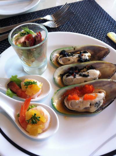 ร้านอาหาร Chatuchak Cafe Centara Grand @ Central Plaza Ladprao
