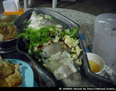 ร้านอาหาร เปิ้ล ซีฟู้ด (Ple Seafood)